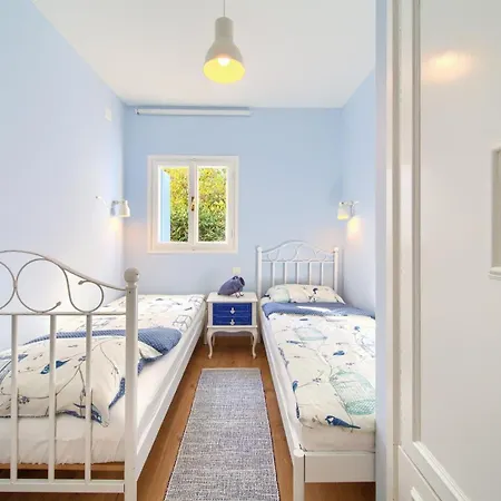 Blue Dondola By Adriaticluxuryvillas فيلة