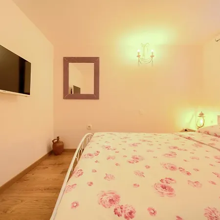 Blue Dondola By Adriaticluxuryvillas فيلة