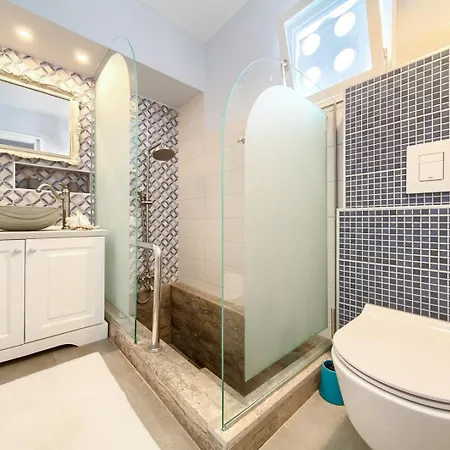 Blue Dondola By Adriaticluxuryvillas * مالينسكا