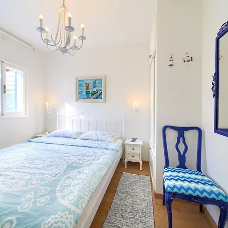 Blue Dondola By Adriaticluxuryvillas فيلة