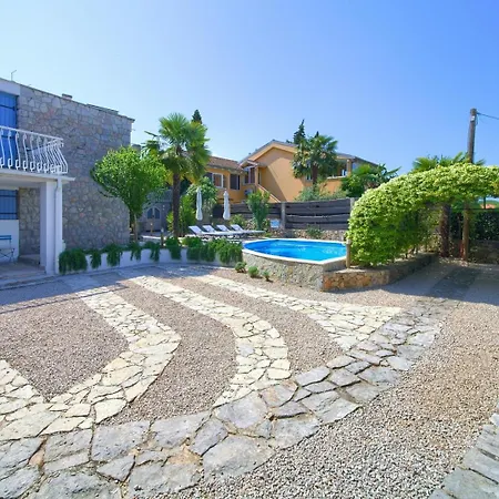 Villa Blue Dondola By Adriaticluxuryvillas Malinska